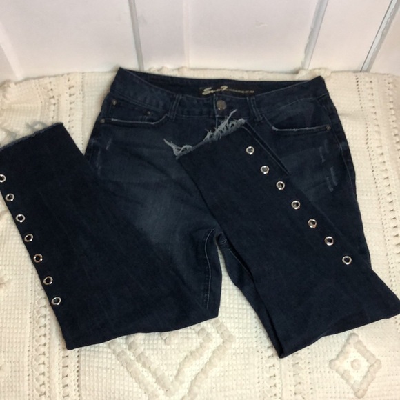 Seven7 Dark Wash Mid Rise Grommet Detail Split Hem Ankle Skinny Jeans Denim 10 - Picture 8 of 11